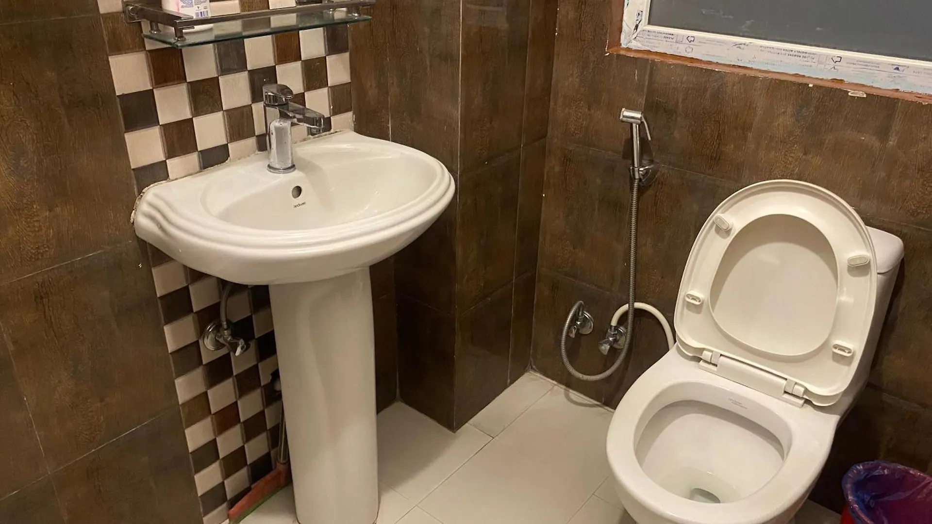 Mums Homestay & Studio Apartments Kathmandu 0*,  Nepal
