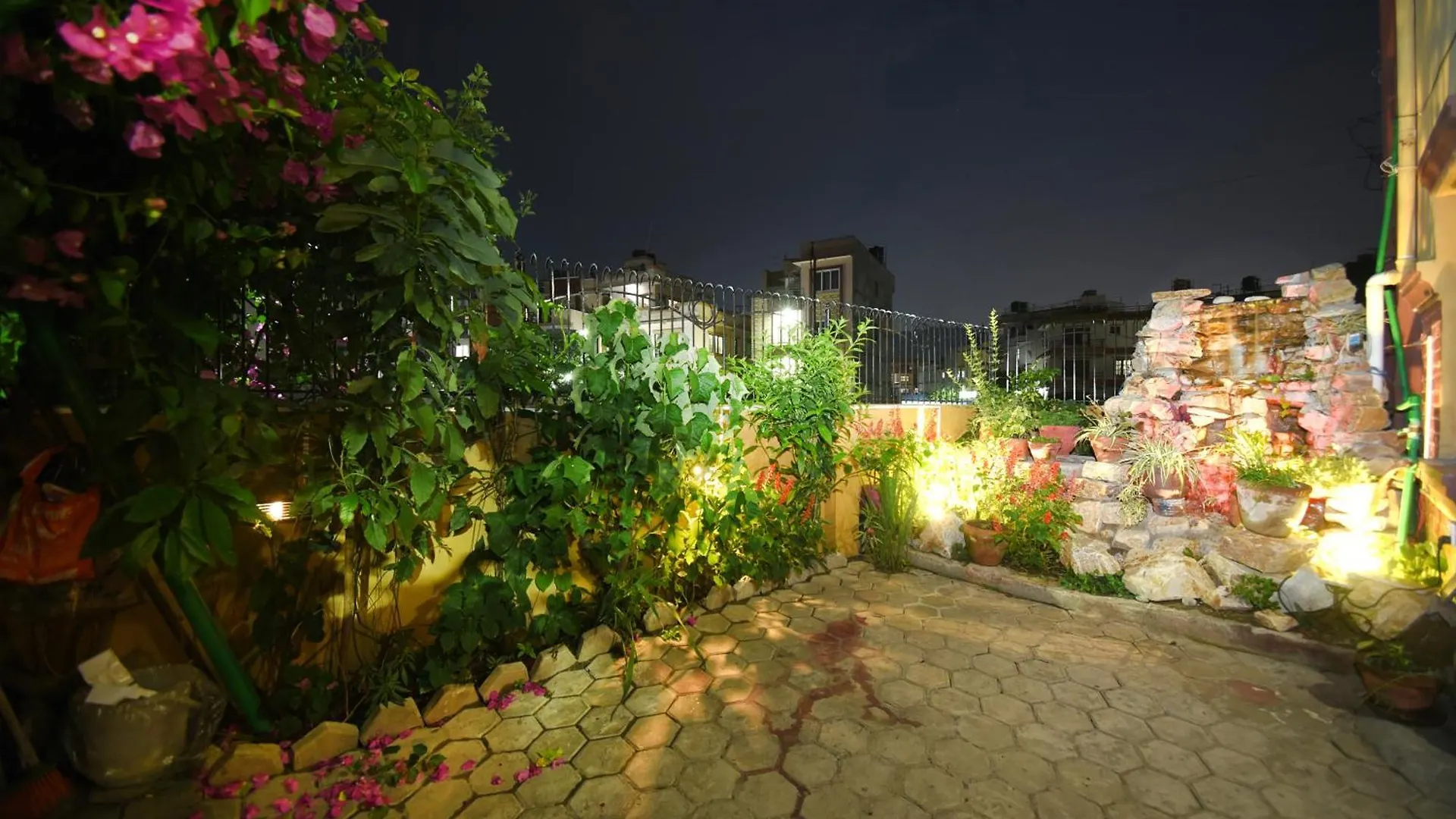 Mums Homestay & Studio Apartments Kathmandu 0*,